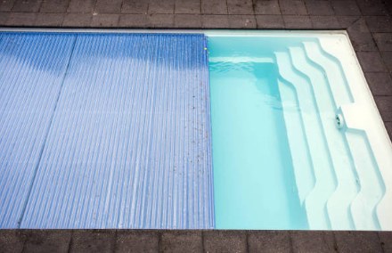 How to Keep a Pool Cover from Sagging In Simple Ways