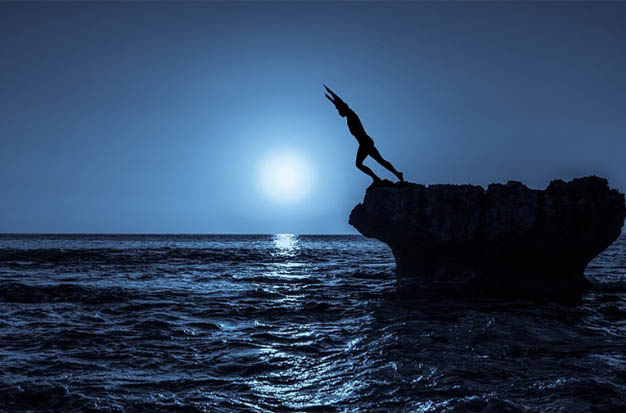 Is It Safe To Swim In The Ocean At Night – Safety Tips